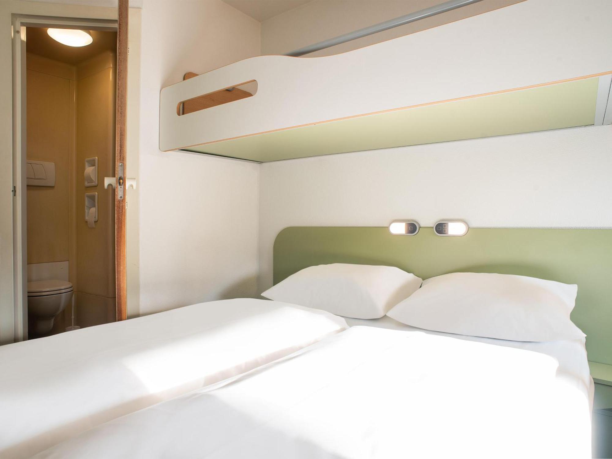ibis budget Dueren West Buitenkant foto